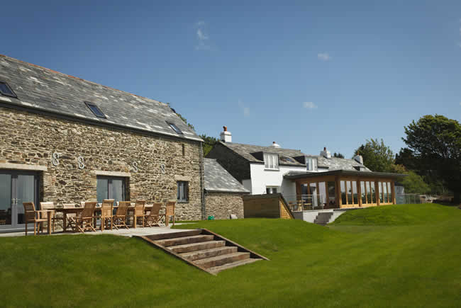 Tregulland Cottage And Barn Exterior2
