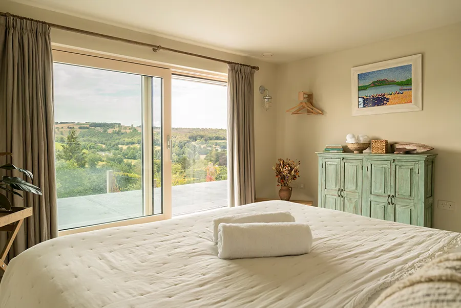 Amberford House Rodborough Bedroom 2