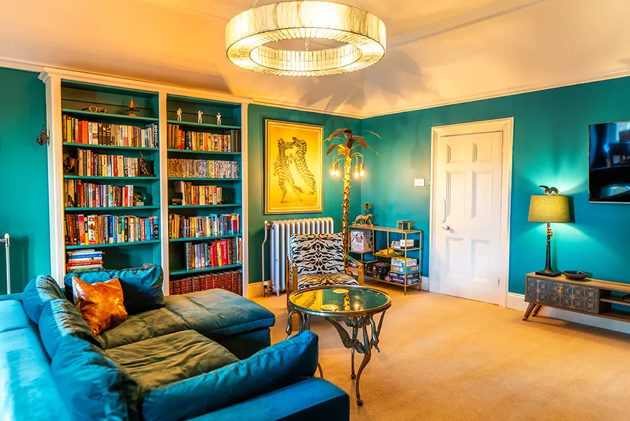 Mendip Manor Green Lounge 1