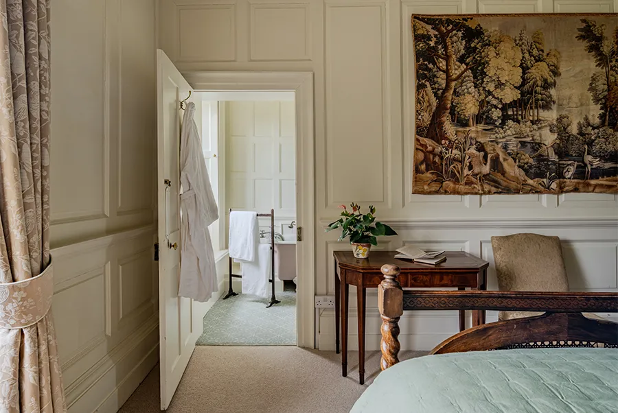 Henriette Wallington Bedroom 2