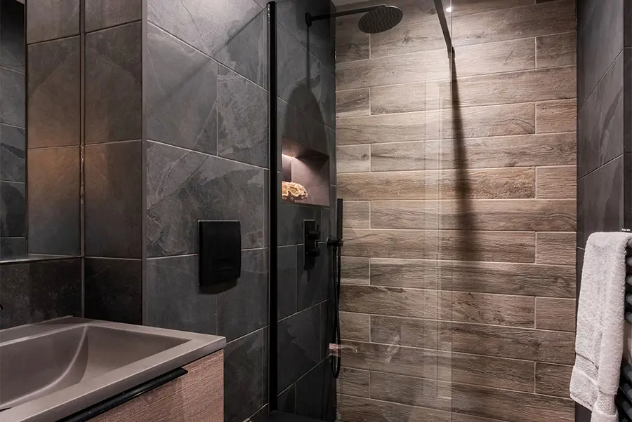 Heatherbryn House Bathroom 2