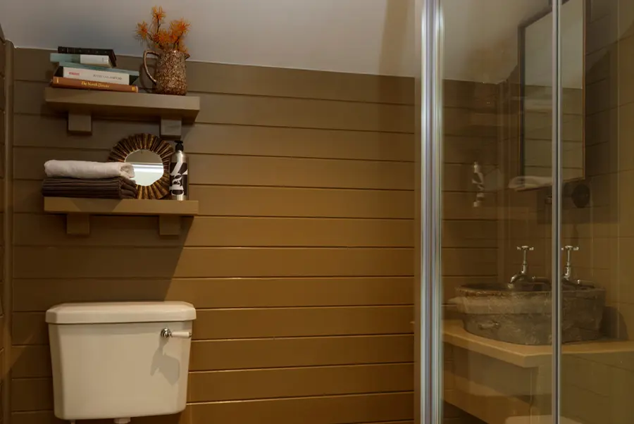 Rapunzels' Keep Bathroom 2.2