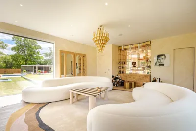 Palmer Oaks Sitting Room 1