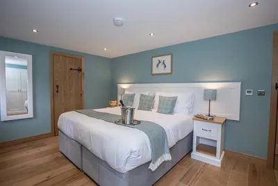 Homestead Cottage Bedroom 2