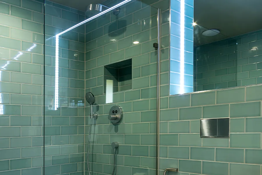 Lulworth House Bathroom 8