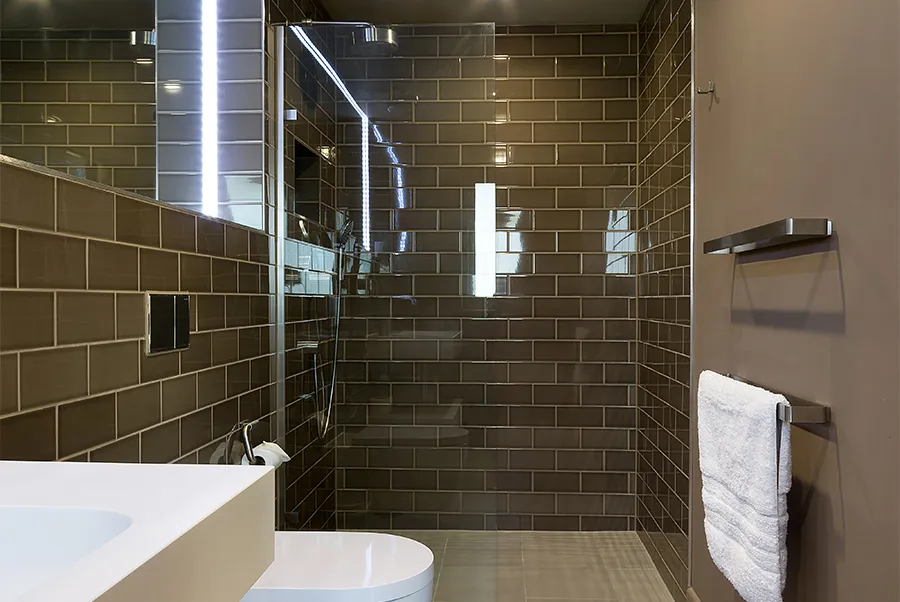 Lulworth House Bathroom 3