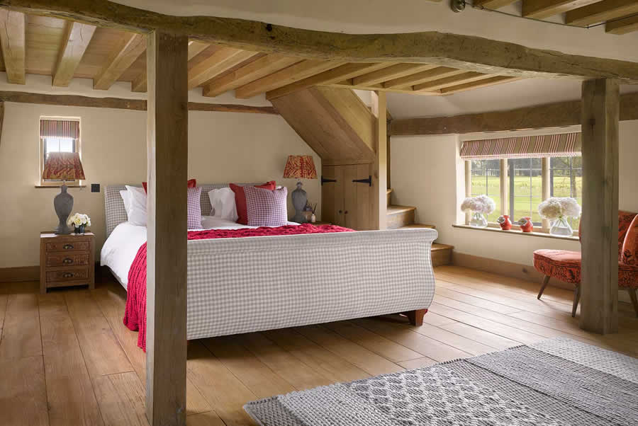 House On The Moat Bedroom3