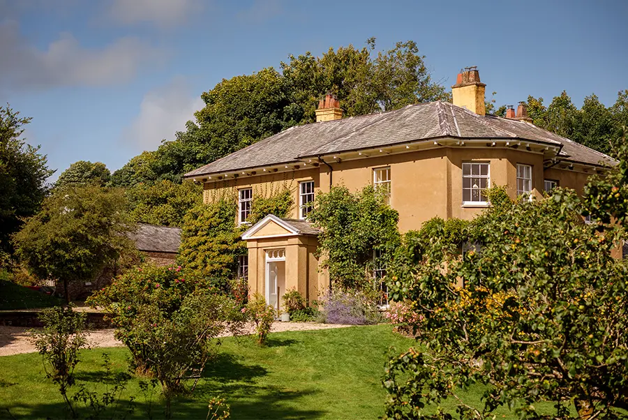 Parsonage House Main House Exterior 4
