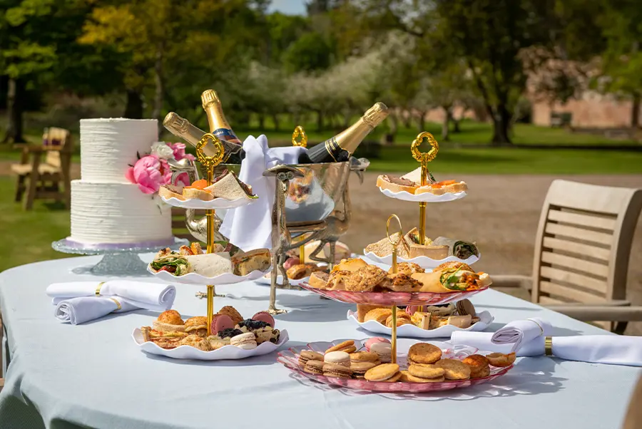 Tillbridge Hall Alfresco Dining 2