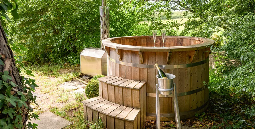 Meadowbank Manor Hot Tub
