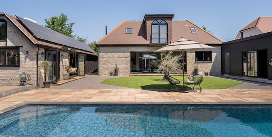 Whitestones Pool