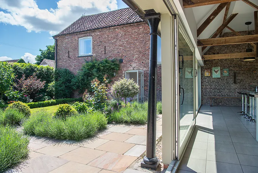 Eastwold Barn Grounds 4