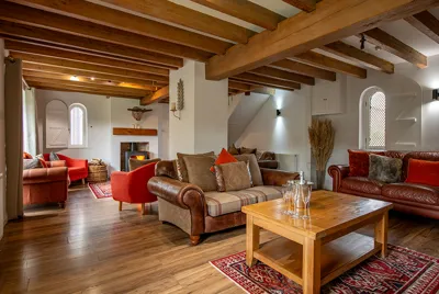 Courtyard Granary Living Room 1