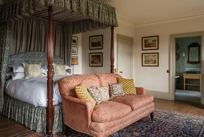 Barlemoor House Bedroom 1.1