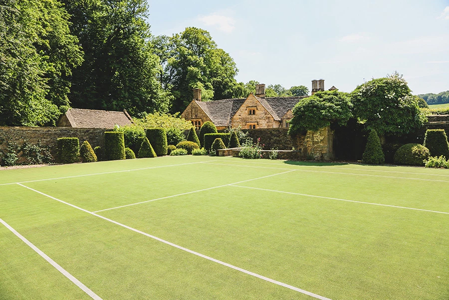 The Manor At Windrush Tennis Court 1