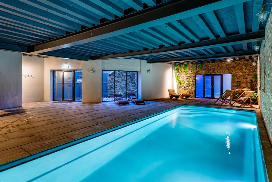 Secret Sherwood Pool Without Sauna
