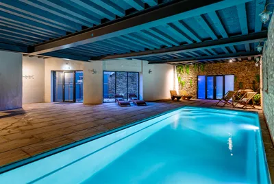 Secret Sherwood Pool Without Sauna