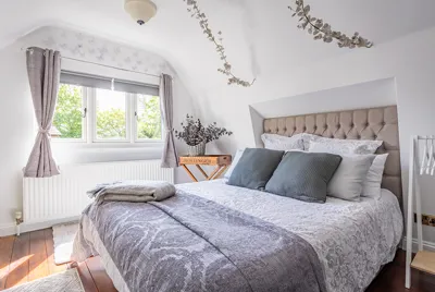 Highchurch House Bedroom 2