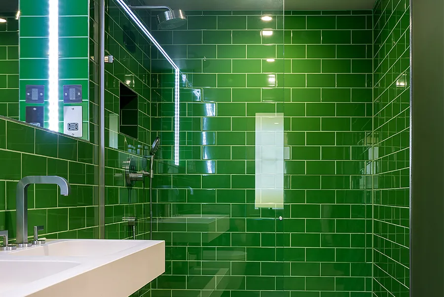 Lulworth House Bathroom 2