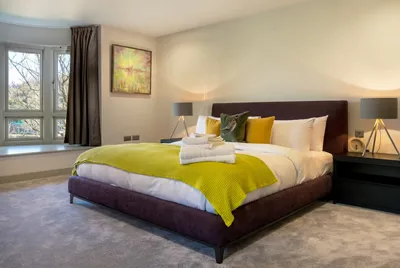 Lulworth House Bedrooms Bedroom4 Big House Experience