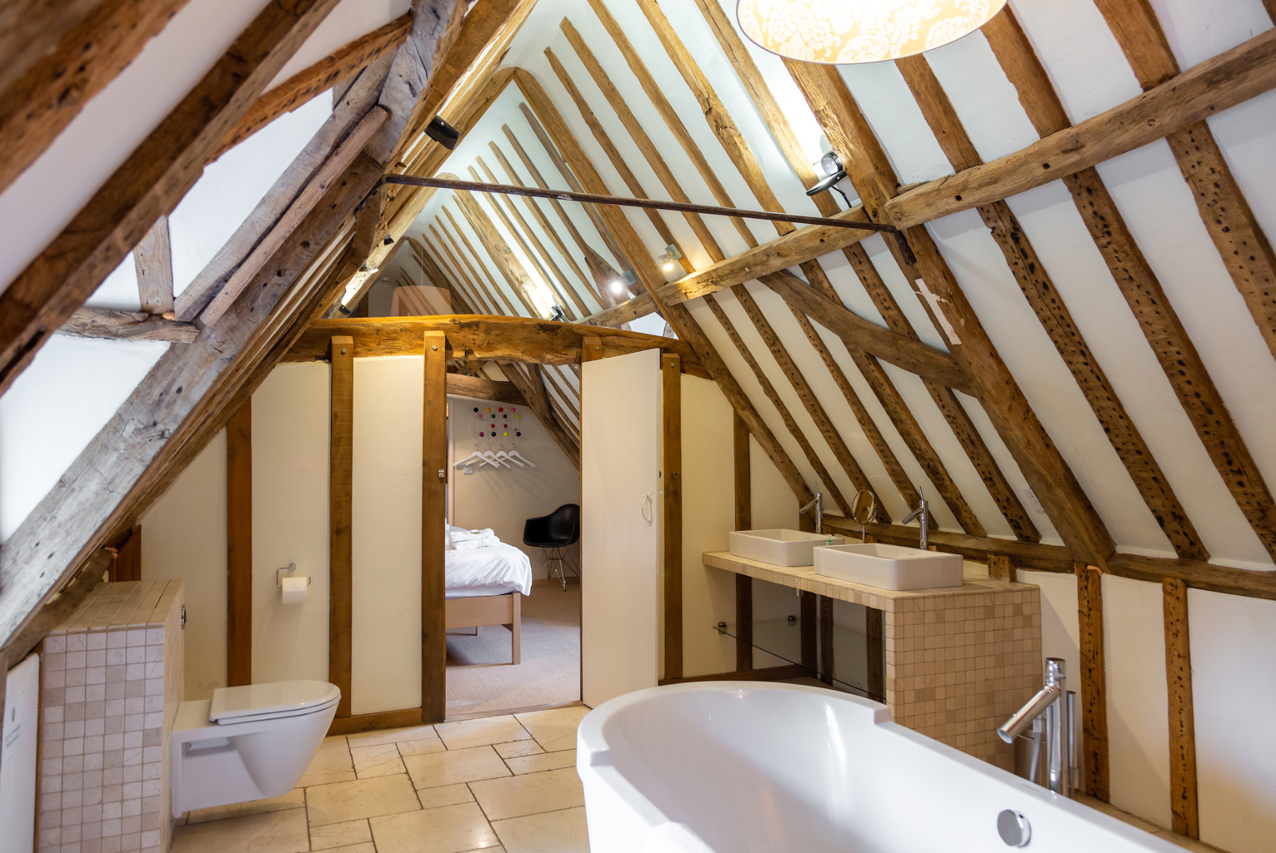 Saxton Manor Bathroom 4.1