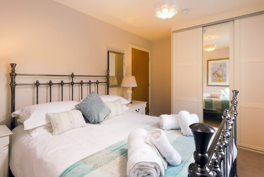 The Lodge Bedroom 2