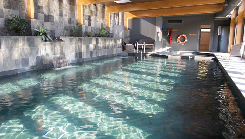 Tregulland Swimming Pool
