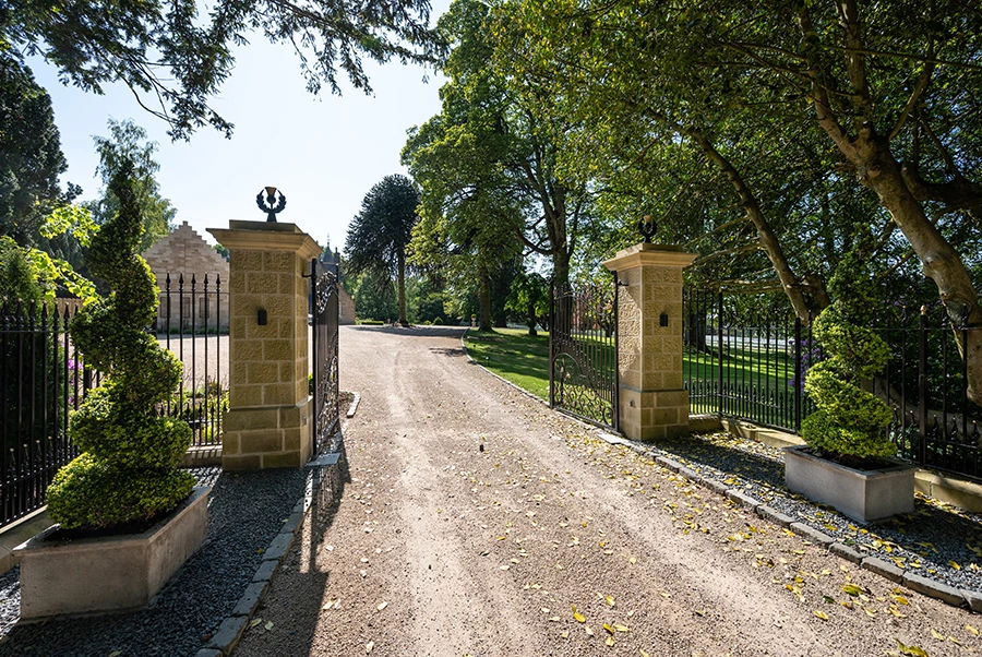 Ormiston Castle Driveway