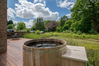 Palmer Oaks Hot Tub 1