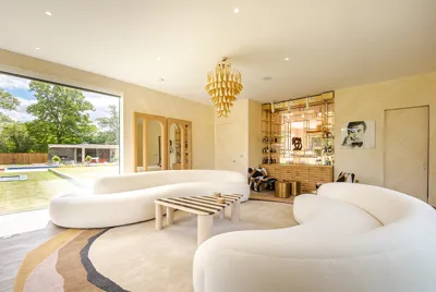 Palmer Oaks Sitting Room 1