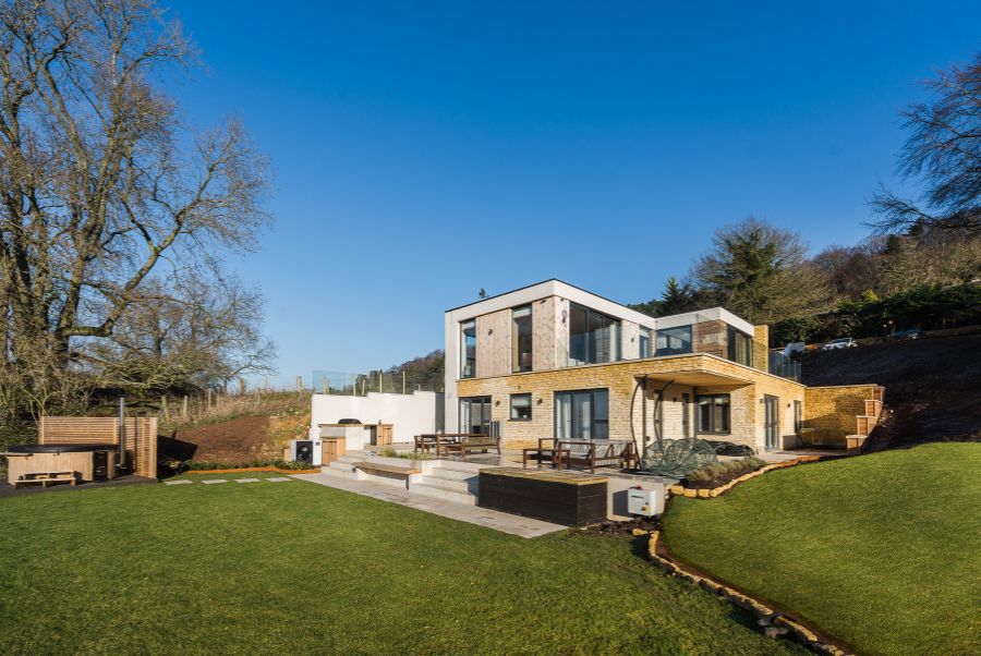 Silverhill - Big House Experience