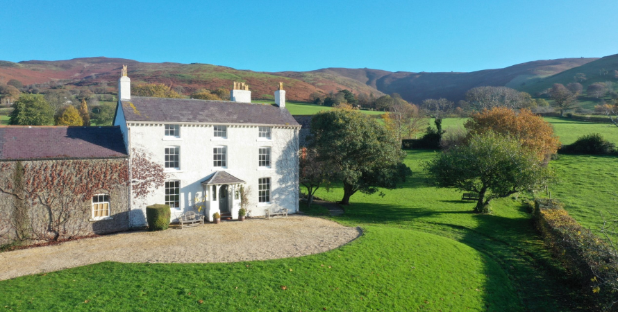 Brynglas Manor 1