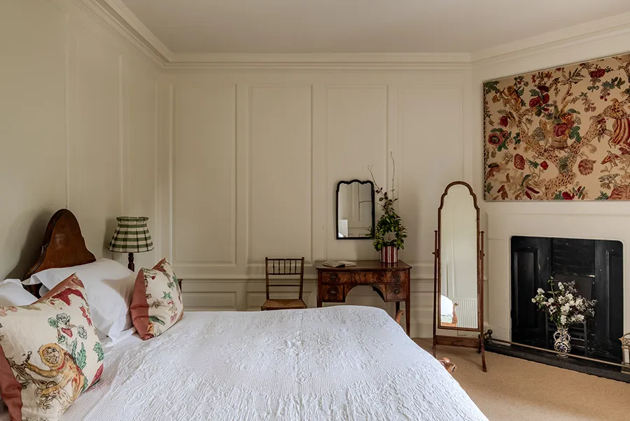 Henriette Pilcher Room 3
