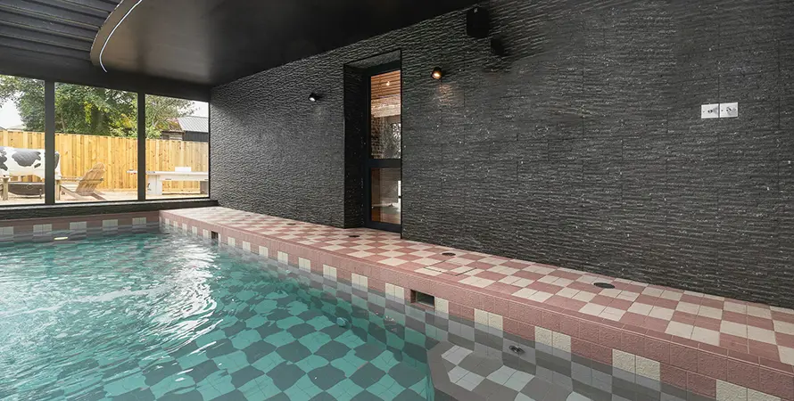 Tally Hoo House Pool Without TV