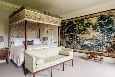 Henriette Tapestry Bedroom 1
