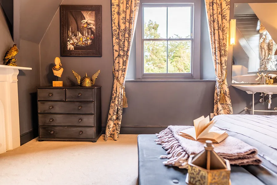 Mendip Manor Eagle Bedroom 2