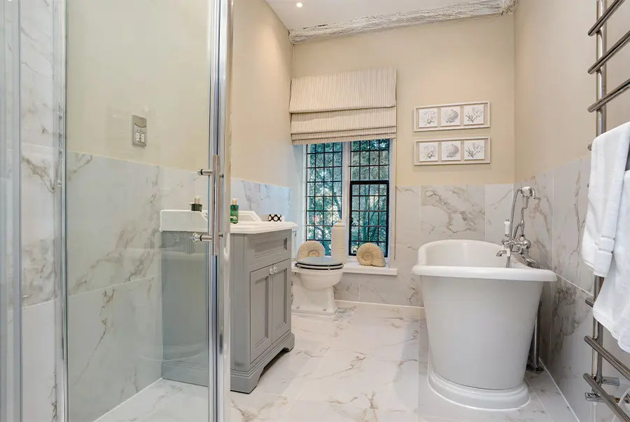 Stonegate Lodge Gatehouse East Bathroom 2