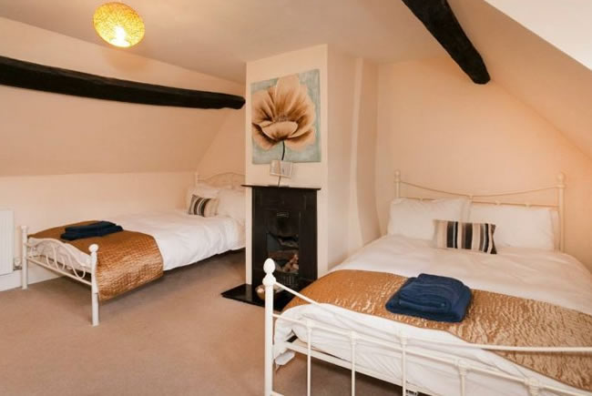 The Grange Derbyshire Bedroom7