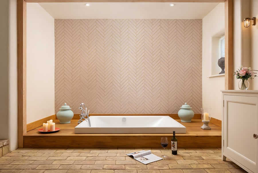Gardens Edge Bathroom