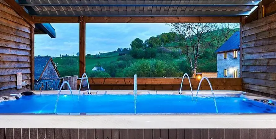 Mynach House Hot Tub