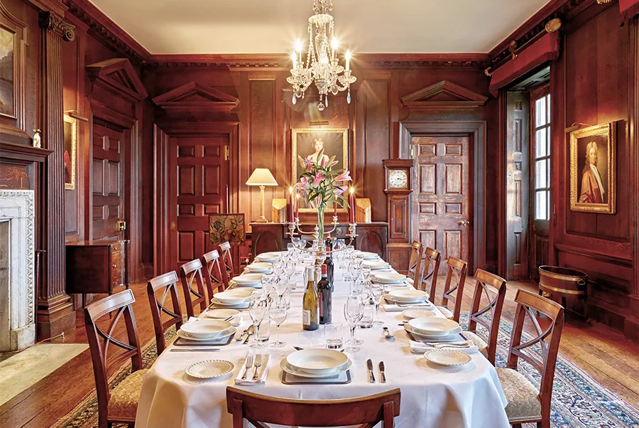 Henriette Dining Room 1