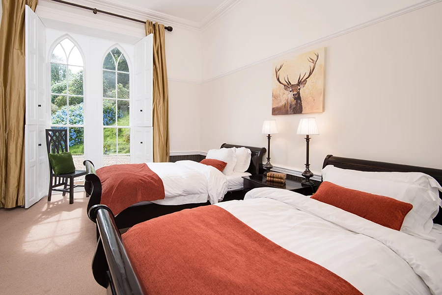 Loch Lomond House Chestnut Bedroom