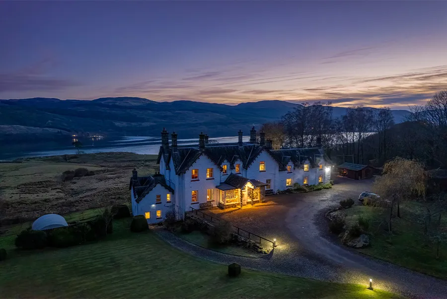 Loch Tay Lodge Exterior At Night