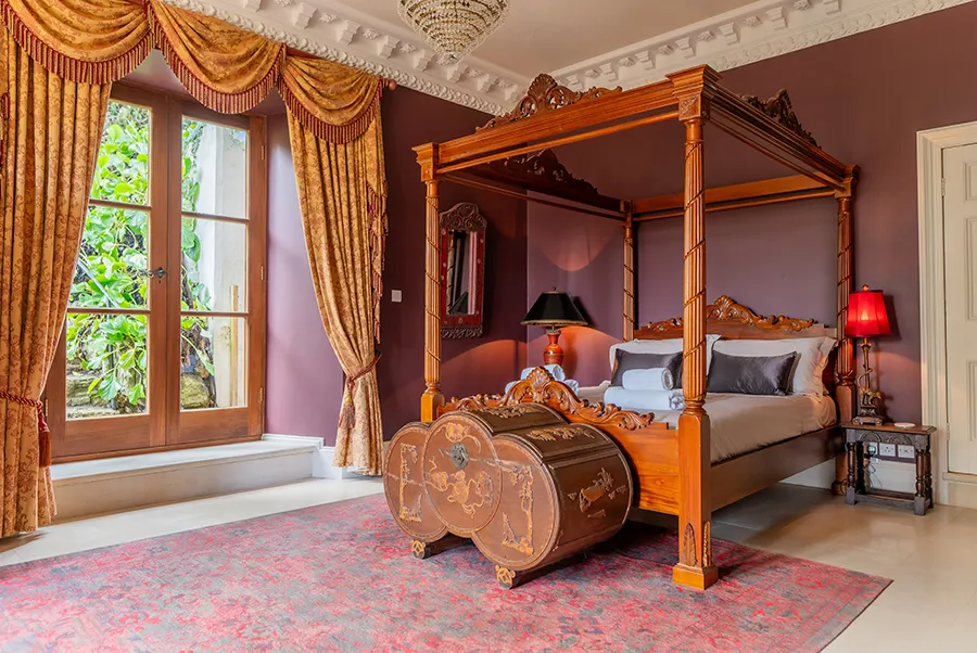 Mendip Manor Dove Bedroom 1