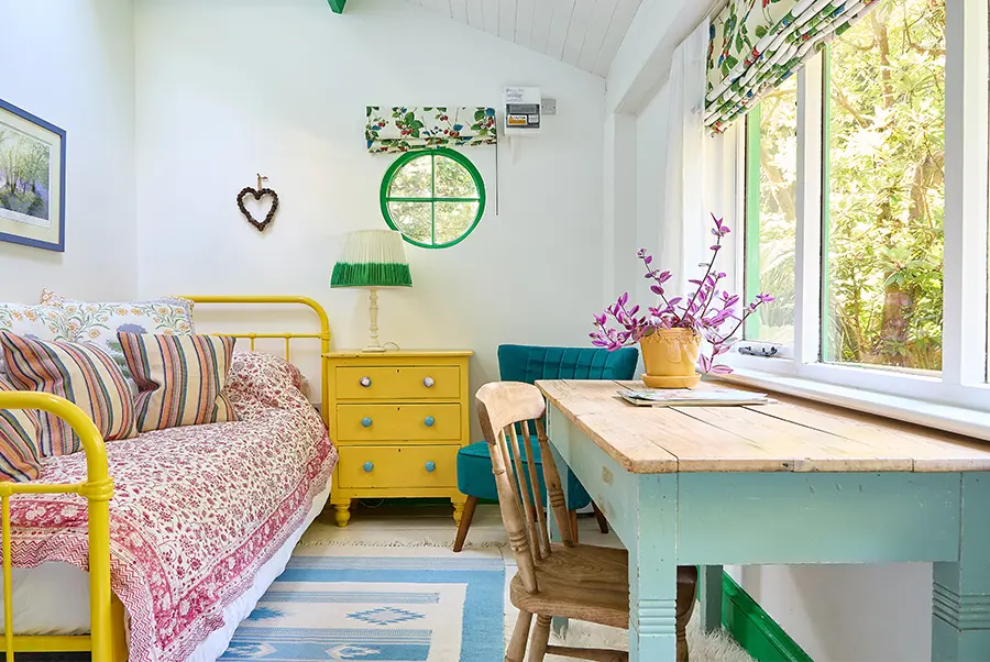 Dartmoor Wonderland Cabin Bedroom 2