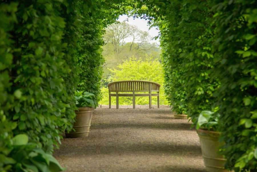 Whittington Manor Gardens